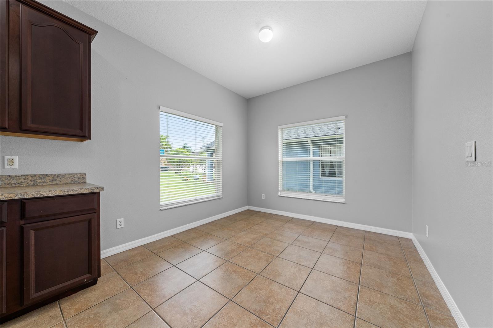 Image 7 of 30 For 1755 Plantation Oak Drive
