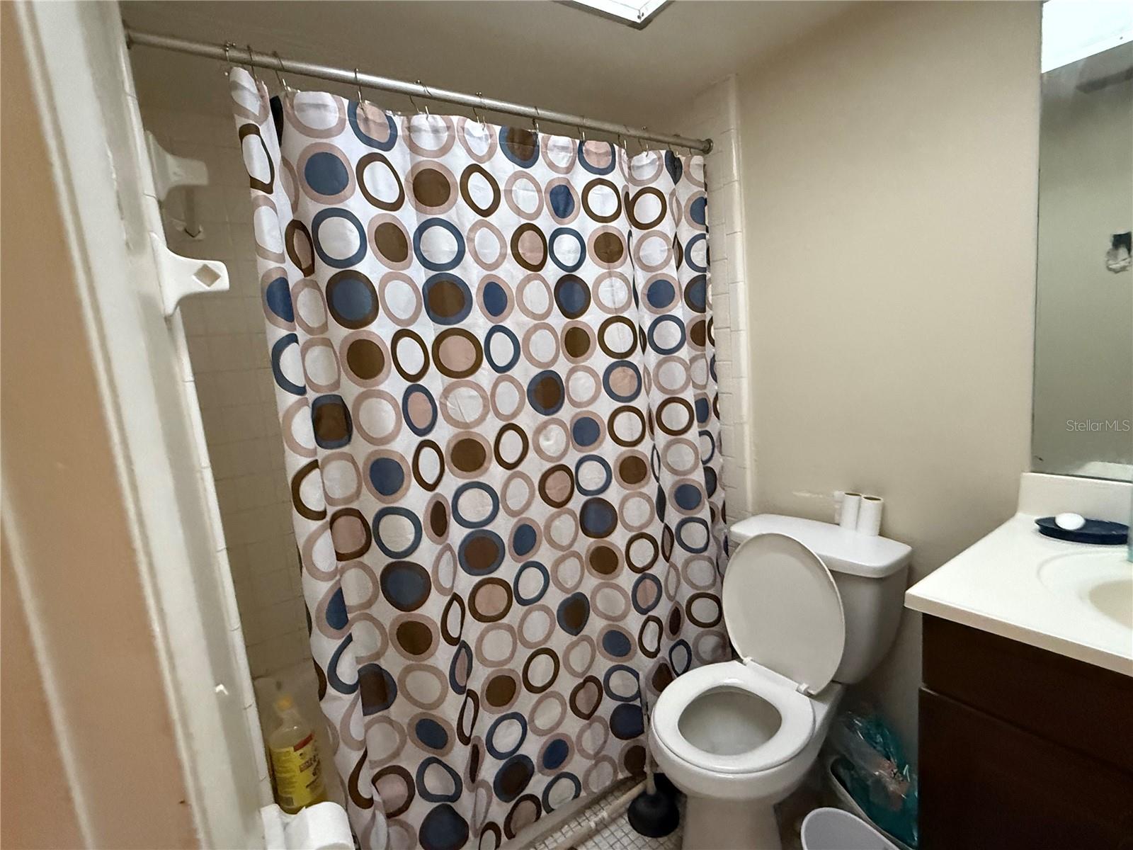 Image 7 of 12 For 4725 Avon Court