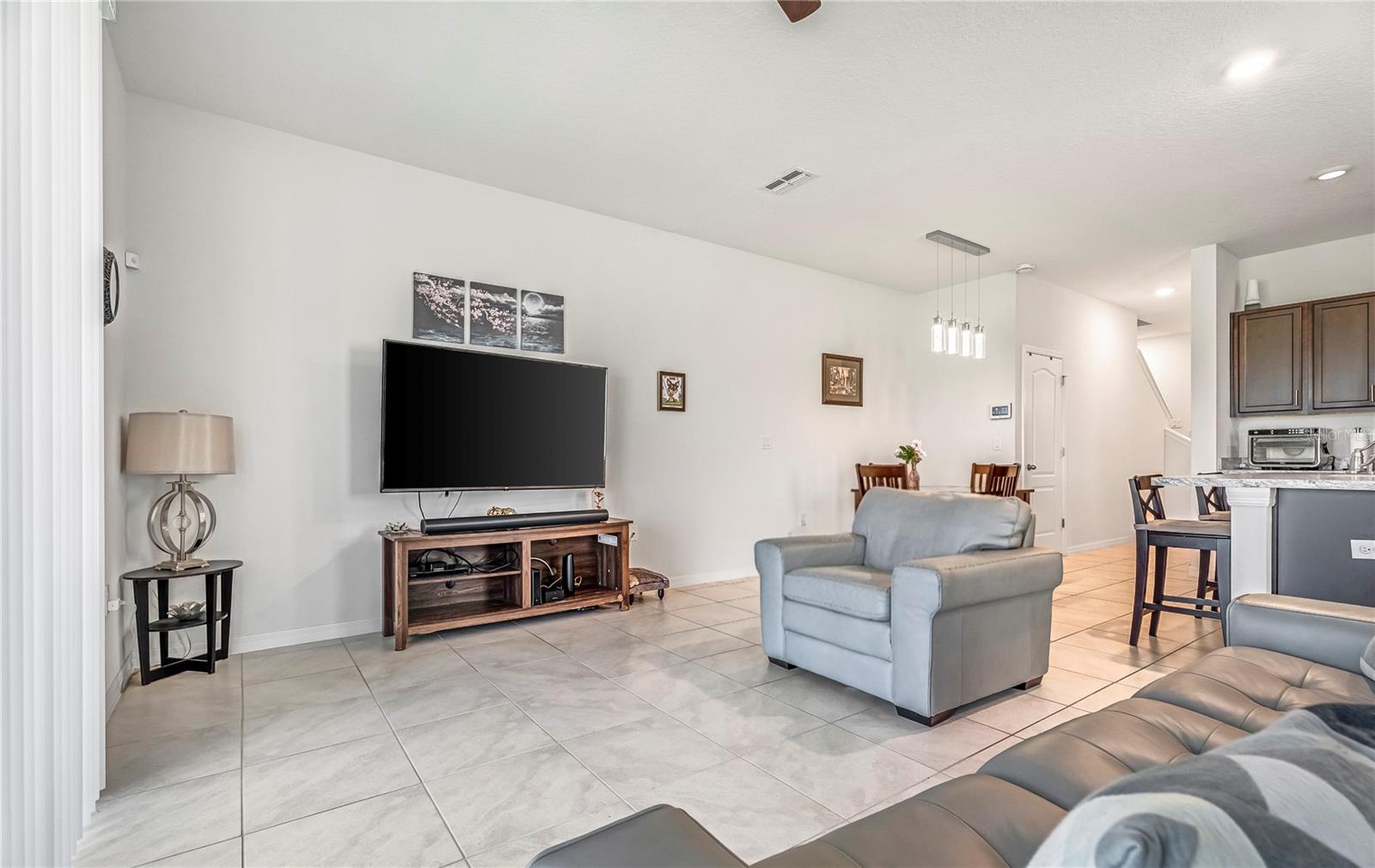 Image 19 of 49 For 141 Feltrim Reserve Boulevard