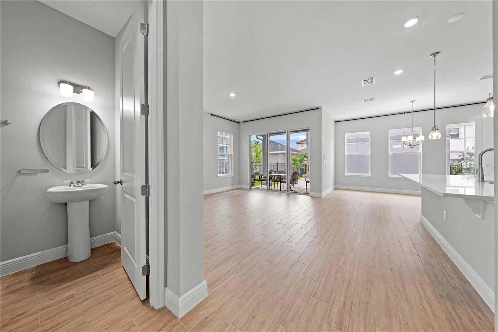 Image 13 of 60 For 10657 Marconi Avenue