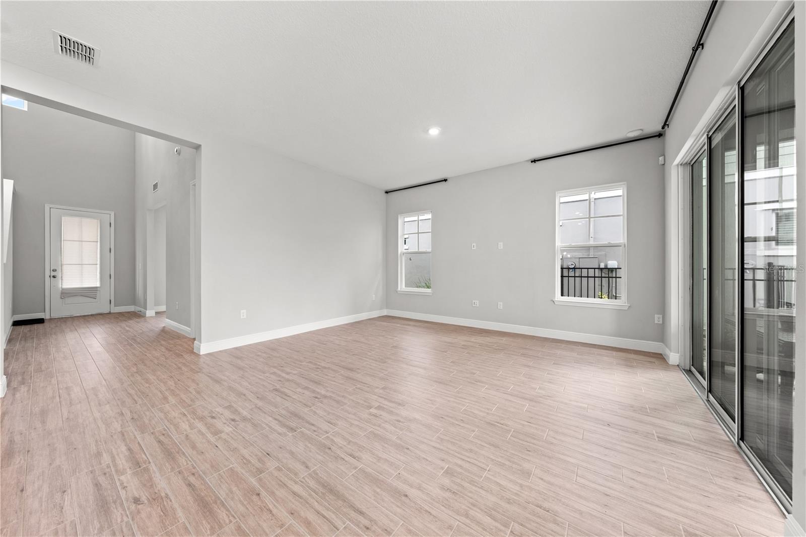 Image 19 of 60 For 10657 Marconi Avenue