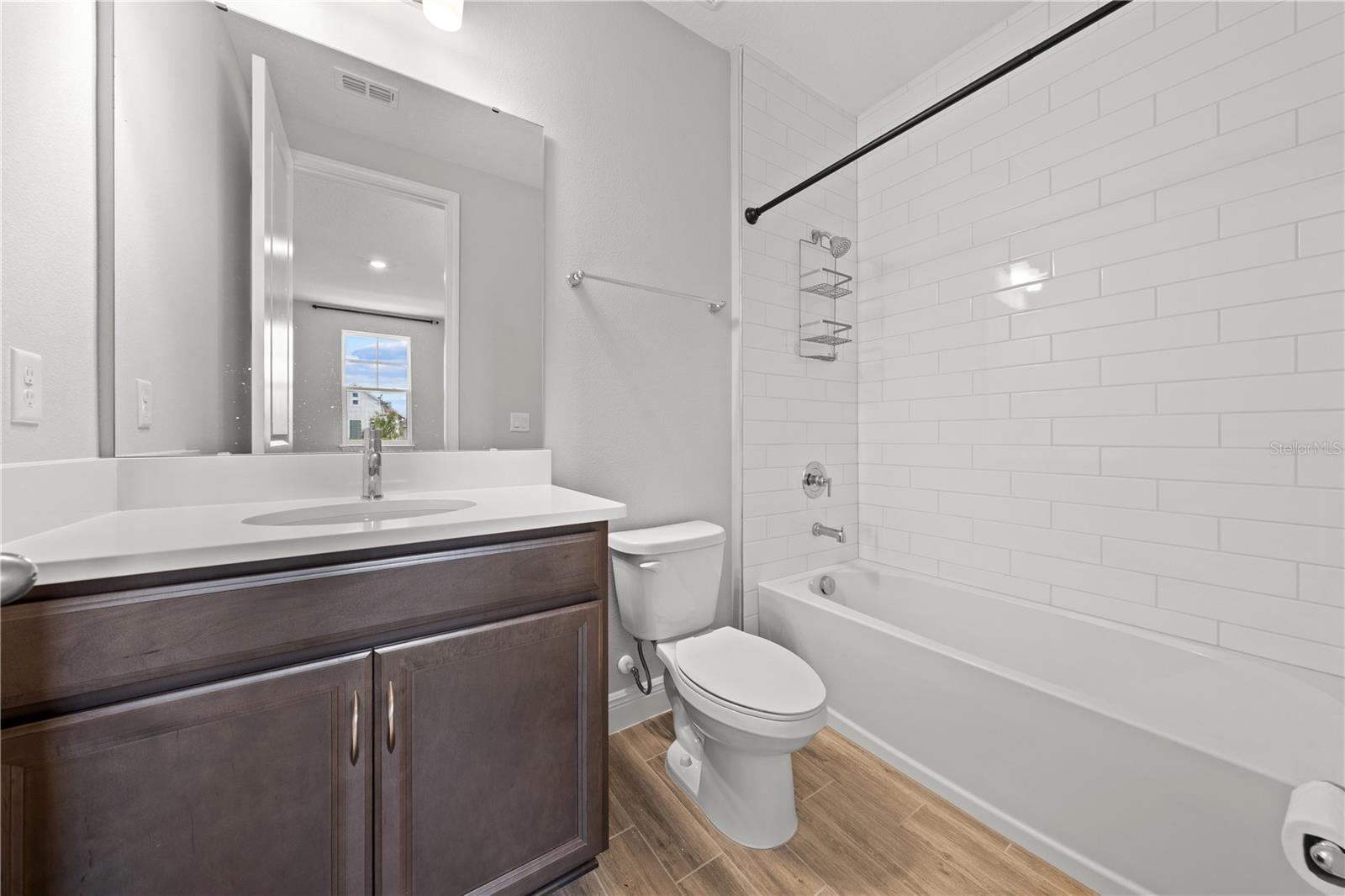 Image 35 of 60 For 10657 Marconi Avenue