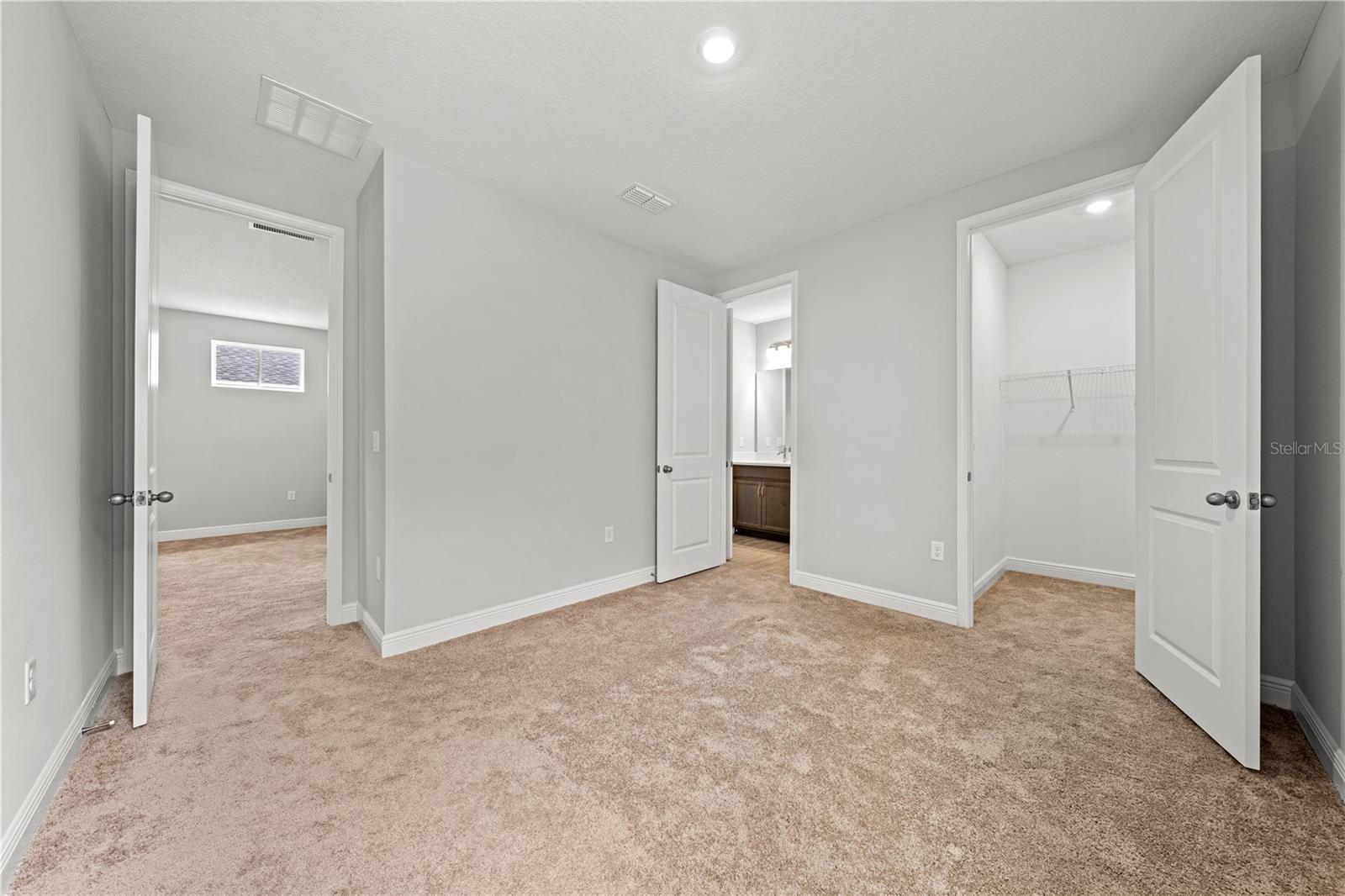 Image 39 of 60 For 10657 Marconi Avenue