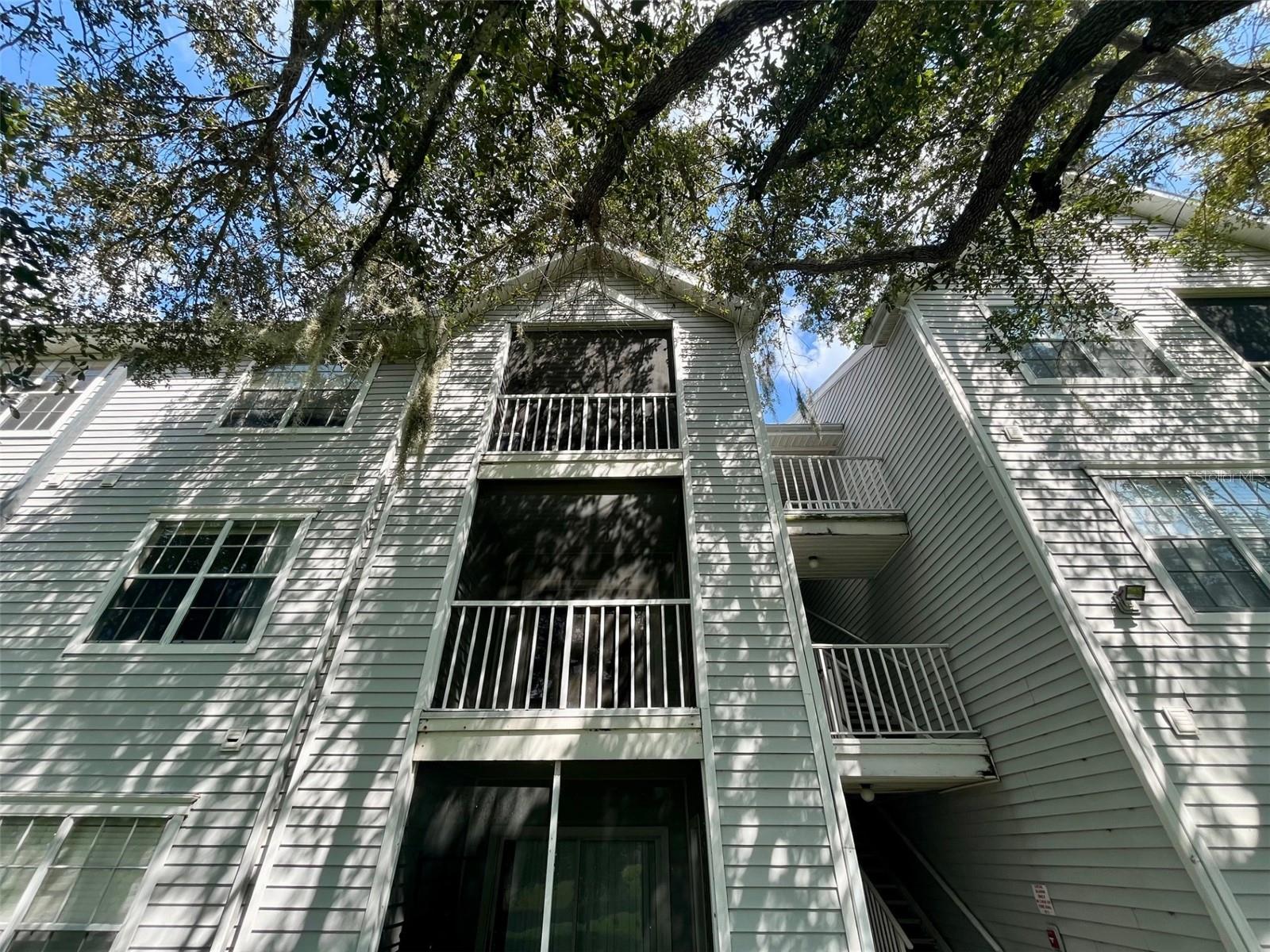 Image 2 of 9 For 1226 Bermuda Lakes Lane 207