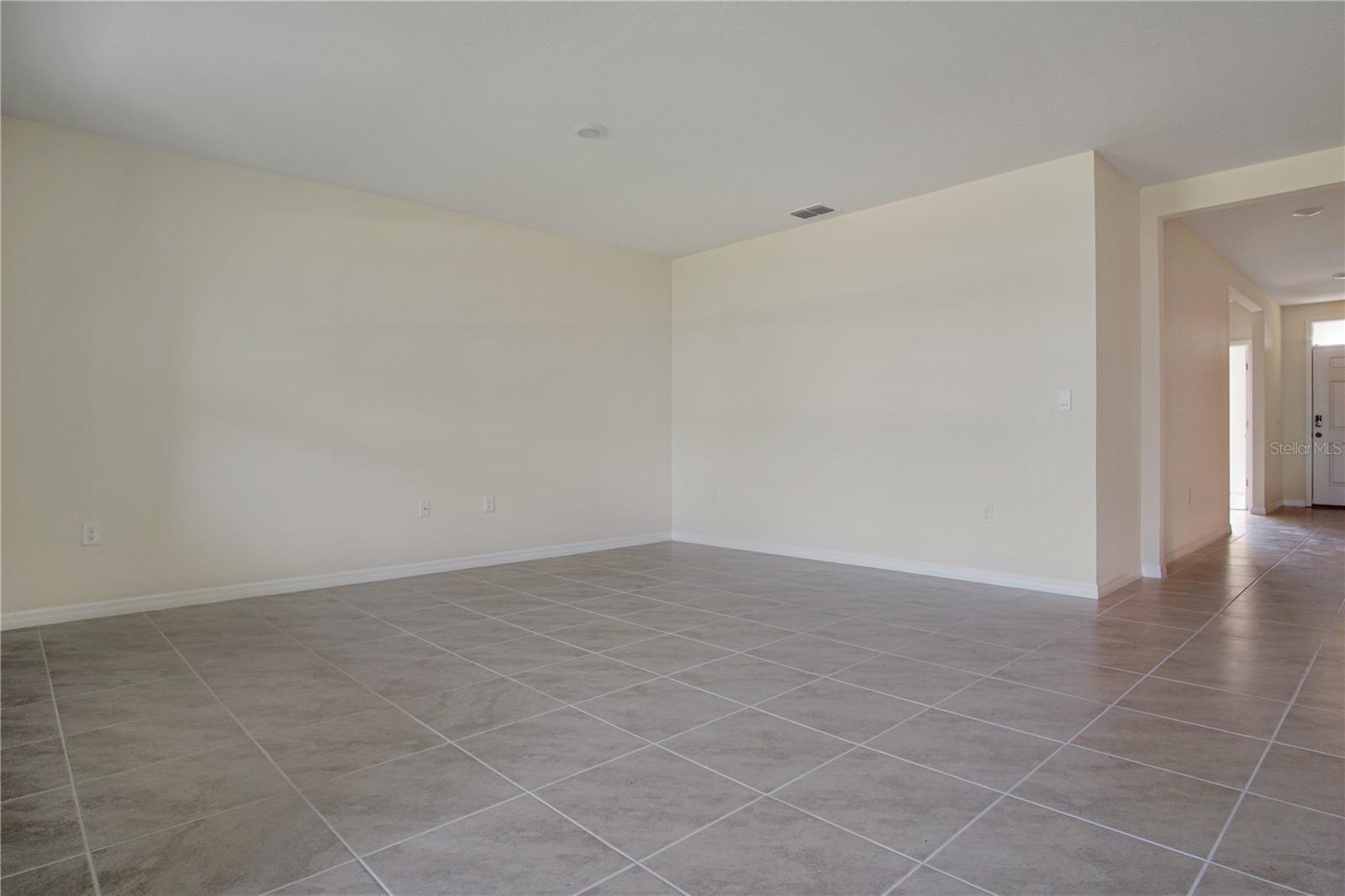 Image 13 of 28 For 555 Tanaro Lane