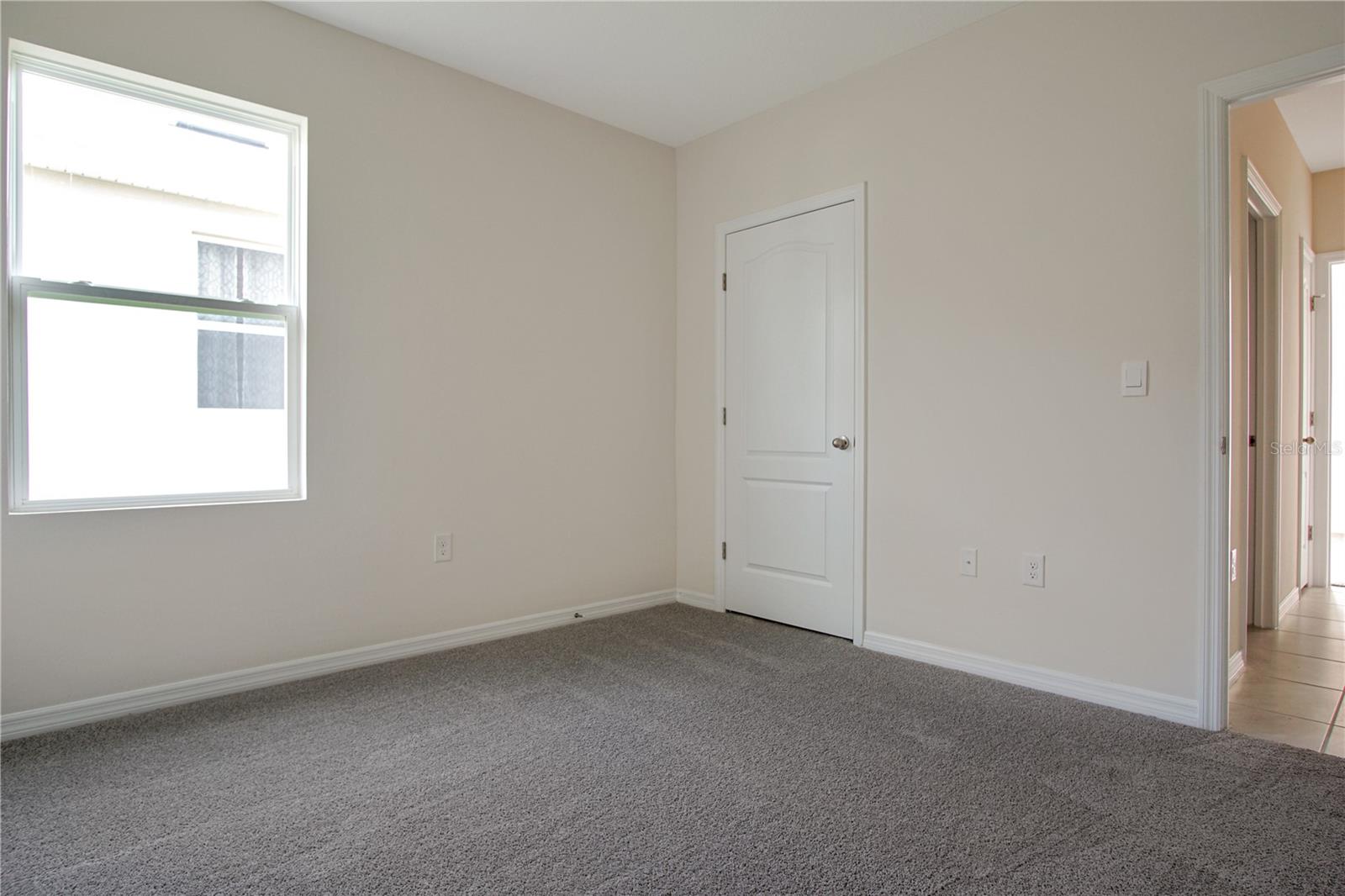 Image 19 of 28 For 555 Tanaro Lane