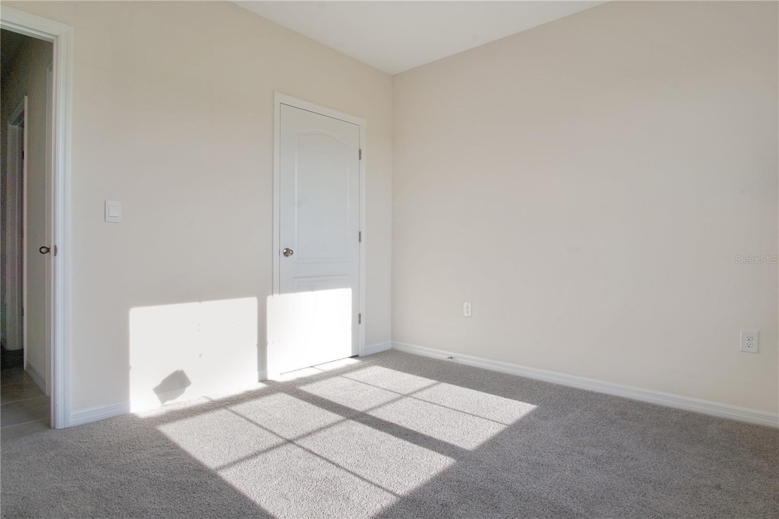 Image 21 of 28 For 555 Tanaro Lane