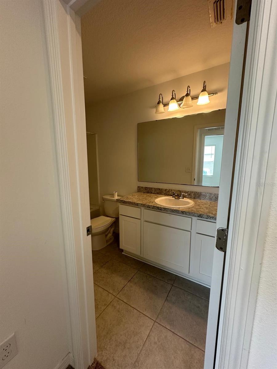 Image 33 of 61 For 118 Mandovi Street