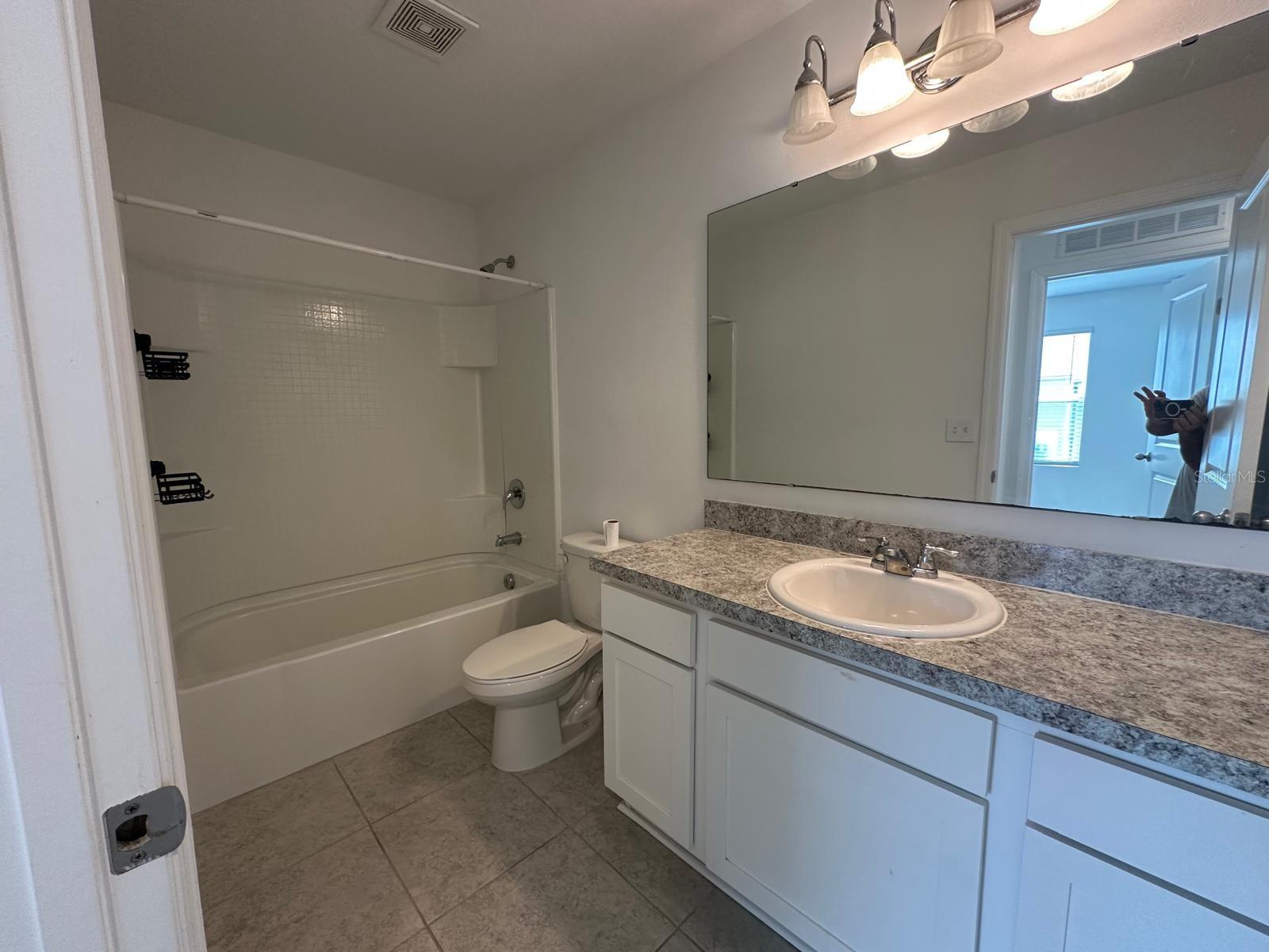 Image 34 of 61 For 118 Mandovi Street