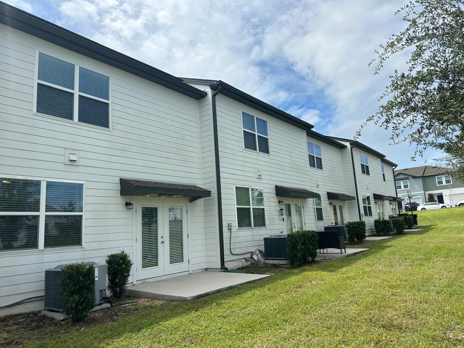 Image 44 of 61 For 118 Mandovi Street