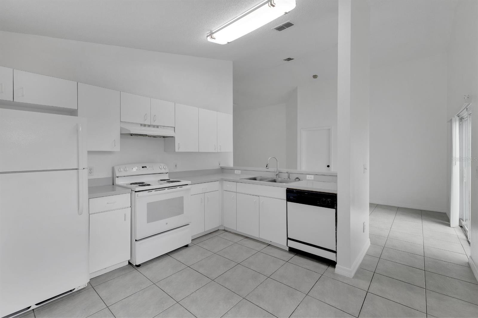 Image 6 of 28 For 3433 Cypress Point Circle