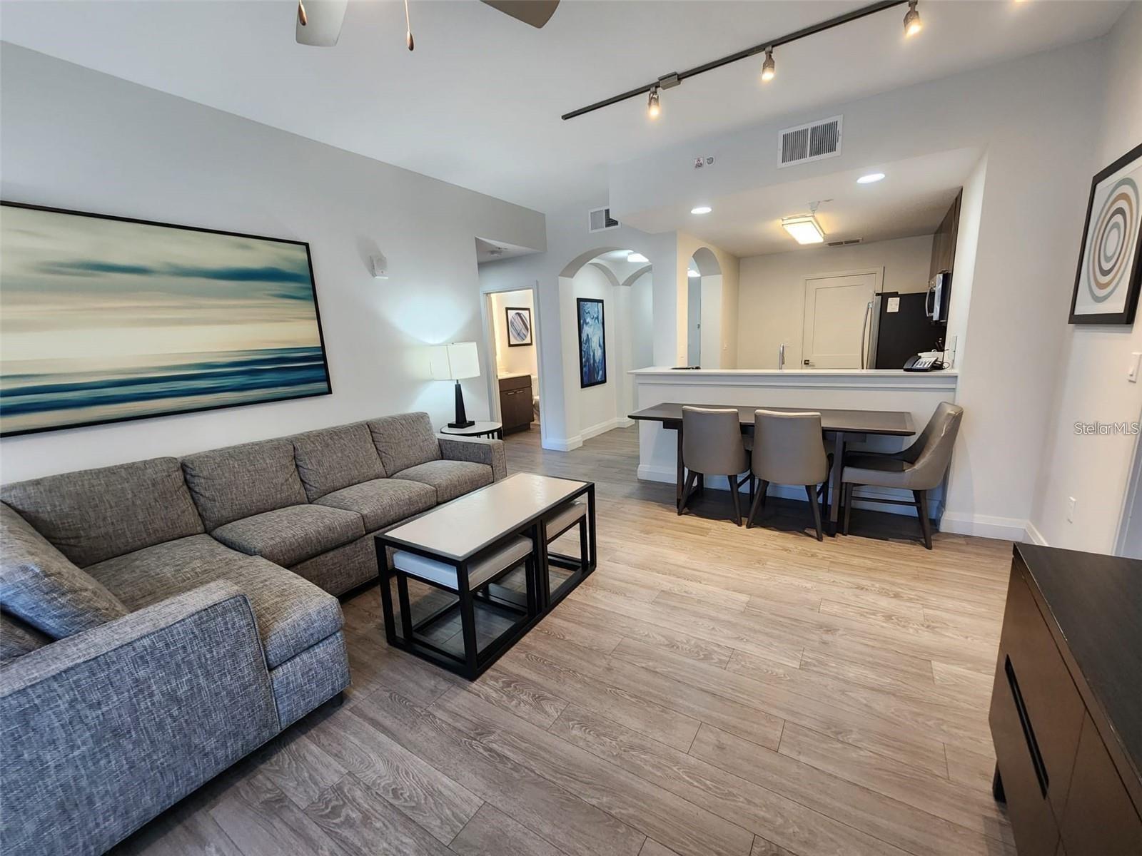 Image 5 of 43 For 14501 Grove Resort Avenue 3218