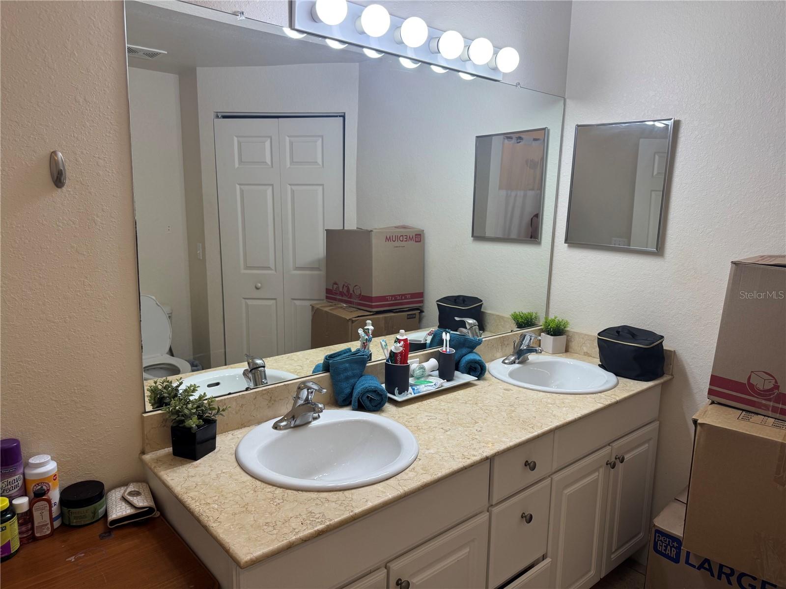 Image 12 of 22 For 2964 Lucayan Harbour Circle 103