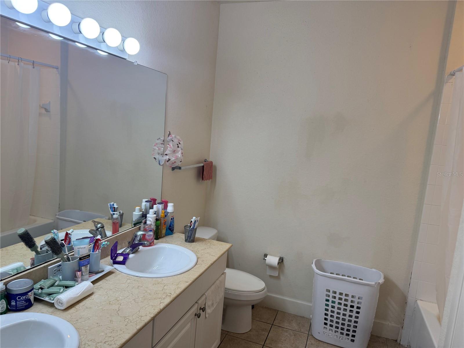 Image 16 of 22 For 2964 Lucayan Harbour Circle 103