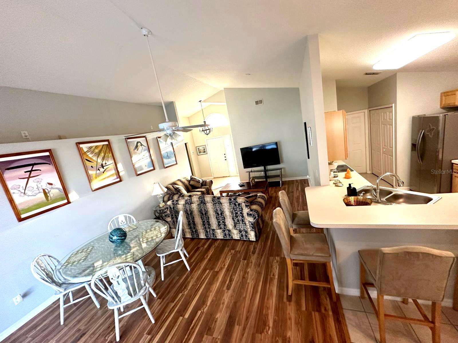 Image 5 of 13 For 612 Troon Circle