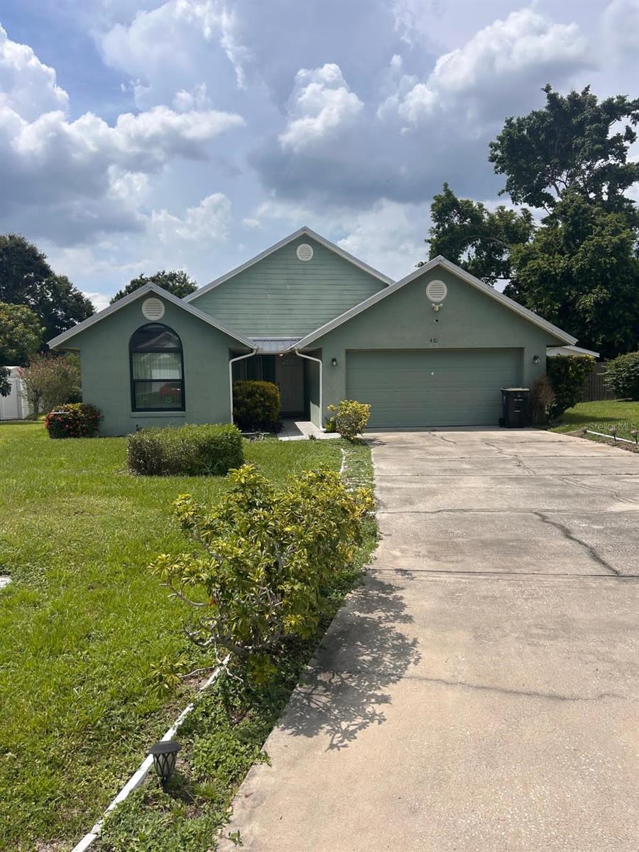 Image 2 of 19 For 470 Daisy Way