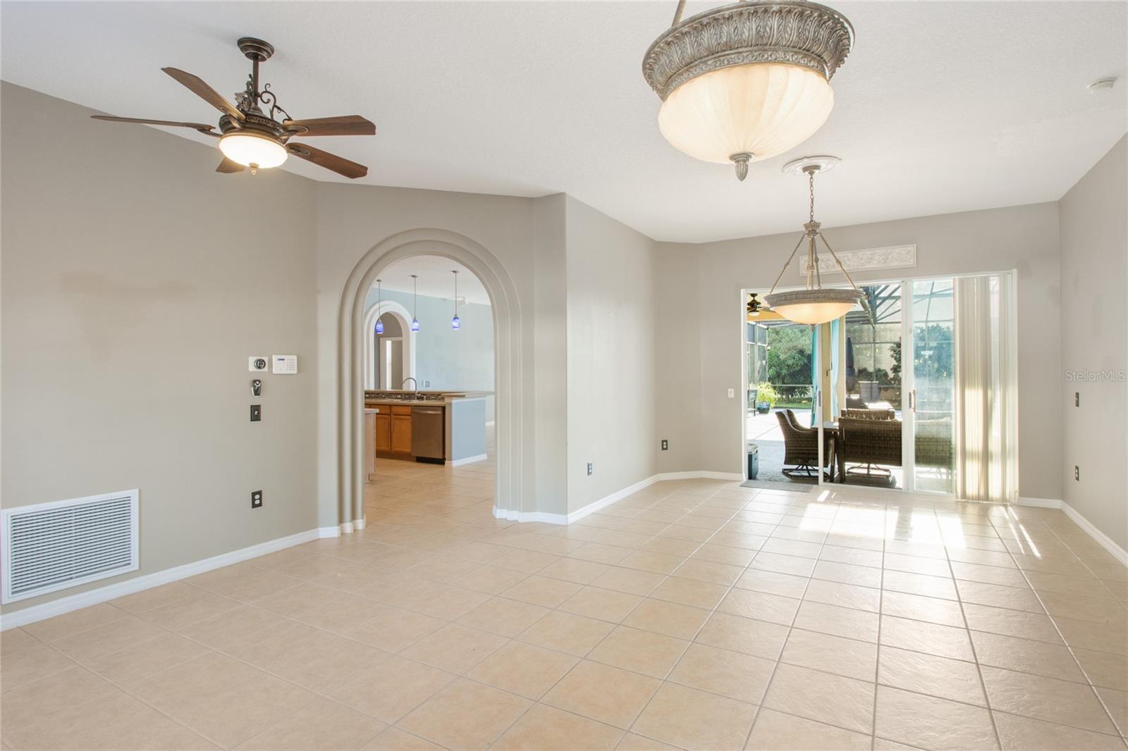 Image 8 of 57 For 518 Grand Reserve Drive