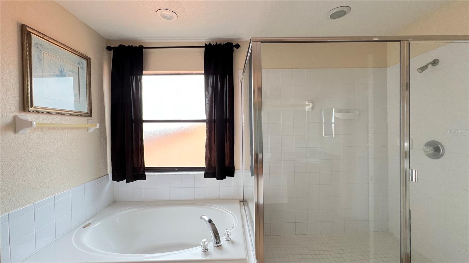Image 33 of 45 For 16648 Caribbean Breeze Way