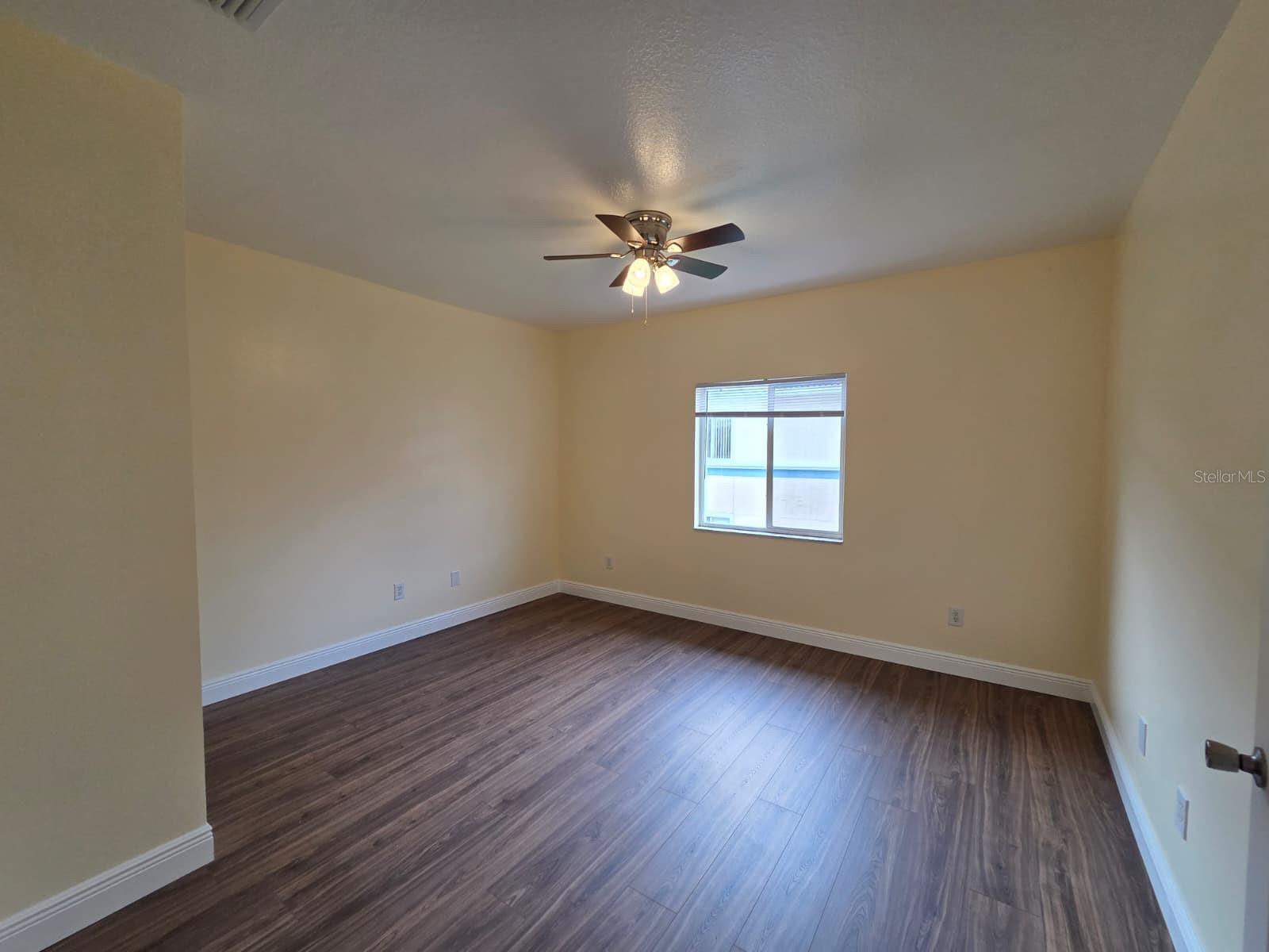 Image 8 of 16 For 515 Villa Del Sol Lane 206