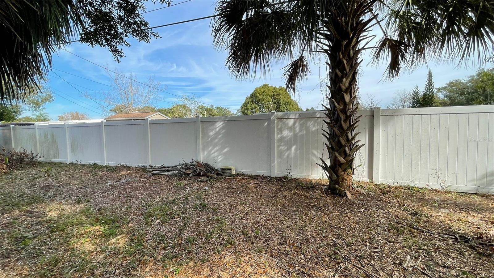 Image 19 of 21 For 51 Linden Drive
