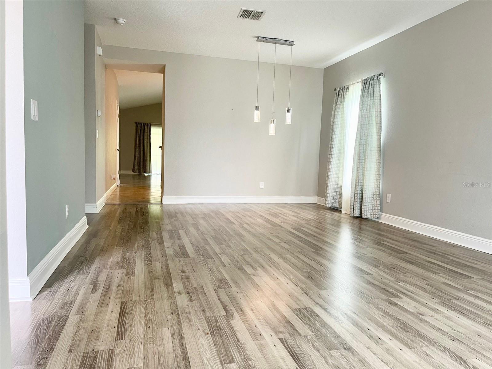 Image 3 of 23 For 128 Williamson Drive