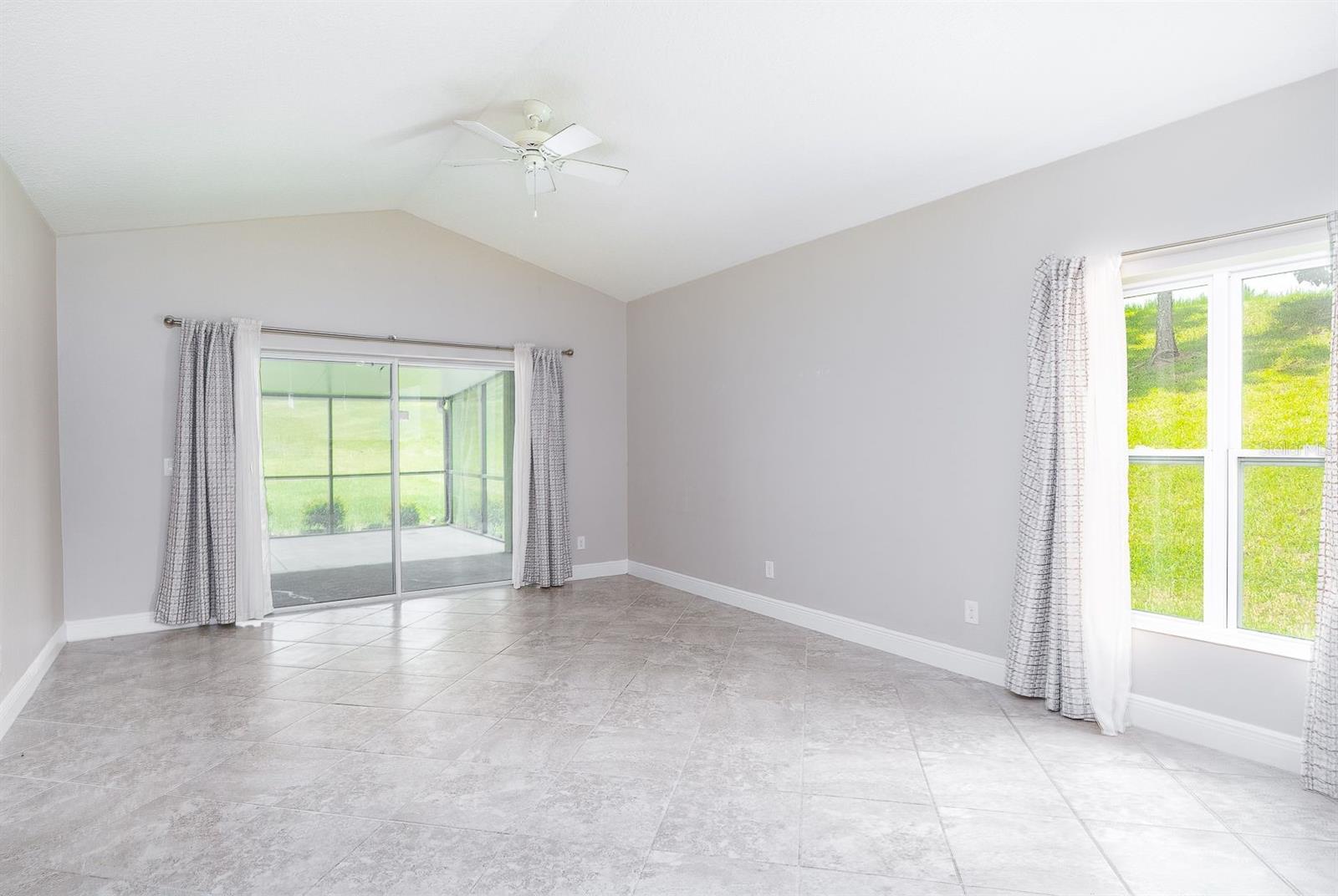 Image 4 of 23 For 128 Williamson Drive