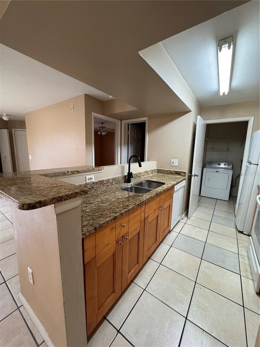 Image 4 of 49 For 3028 Parkway Boulevard 210