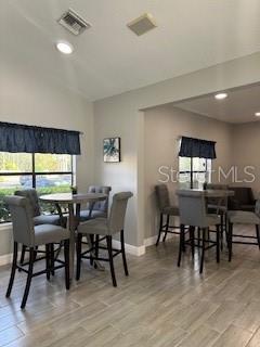 Image 43 of 49 For 3028 Parkway Boulevard 210