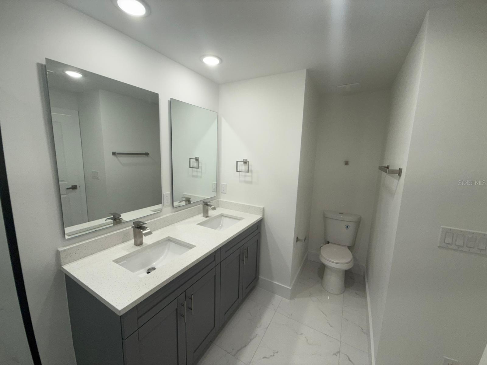 Image 16 of 20 For 322 Mcarthur Boulevard