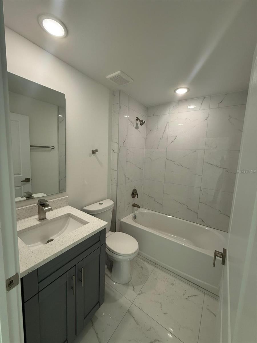 Image 17 of 20 For 322 Mcarthur Boulevard