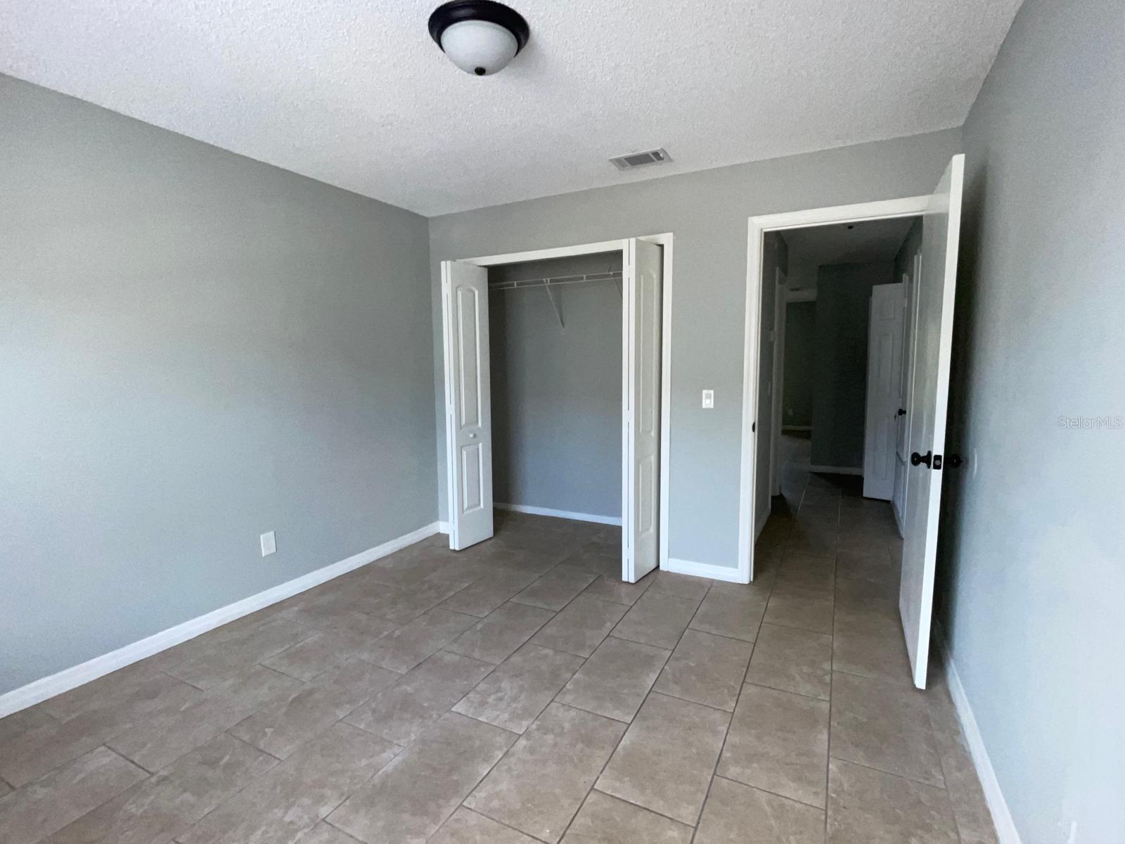 Image 10 of 15 For 4338 Pershing Pointe Place 2