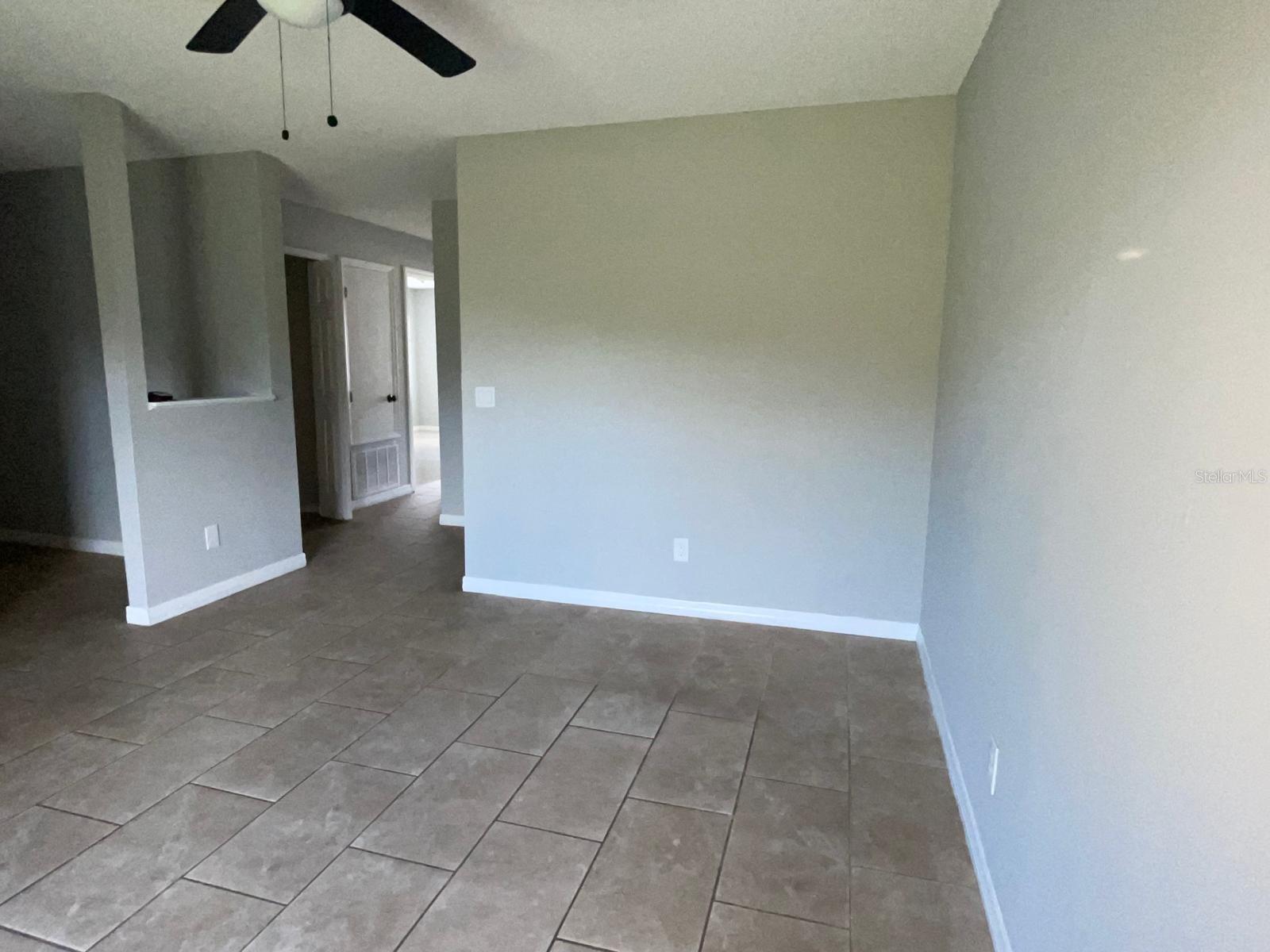Image 7 of 15 For 4338 Pershing Pointe Place 2