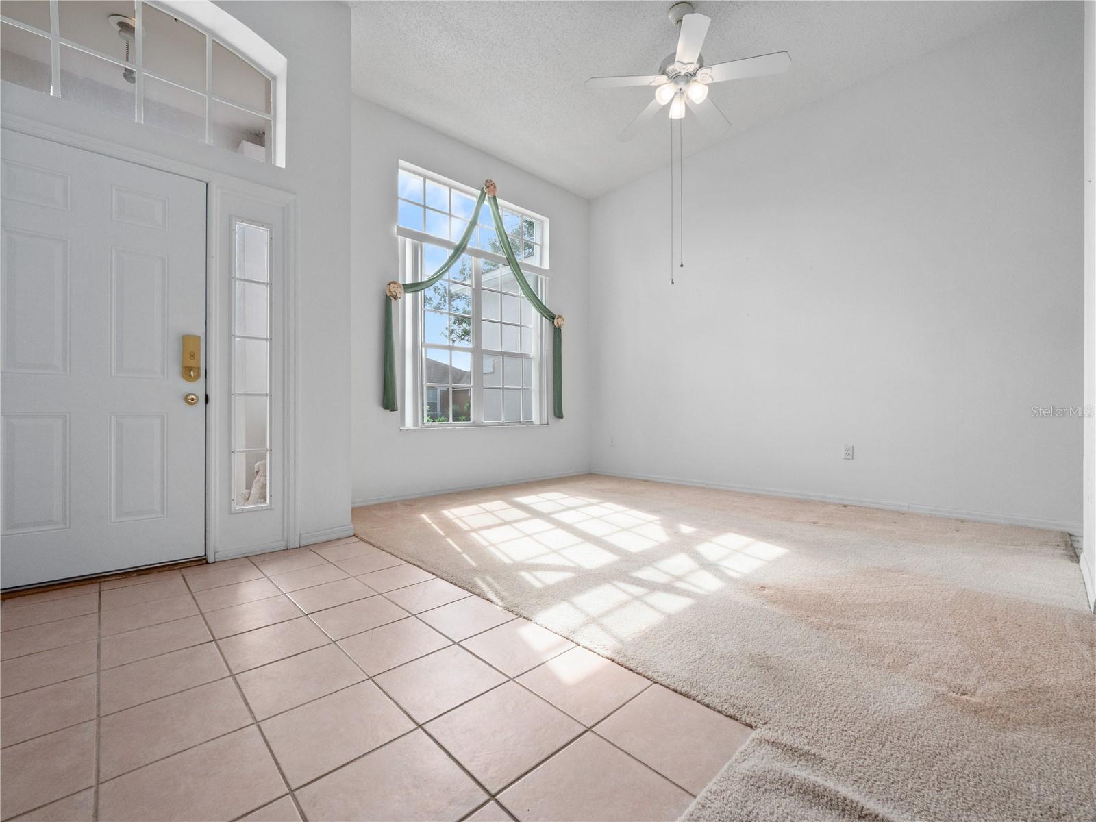 Image 12 of 39 For 448 Buckingham Circle
