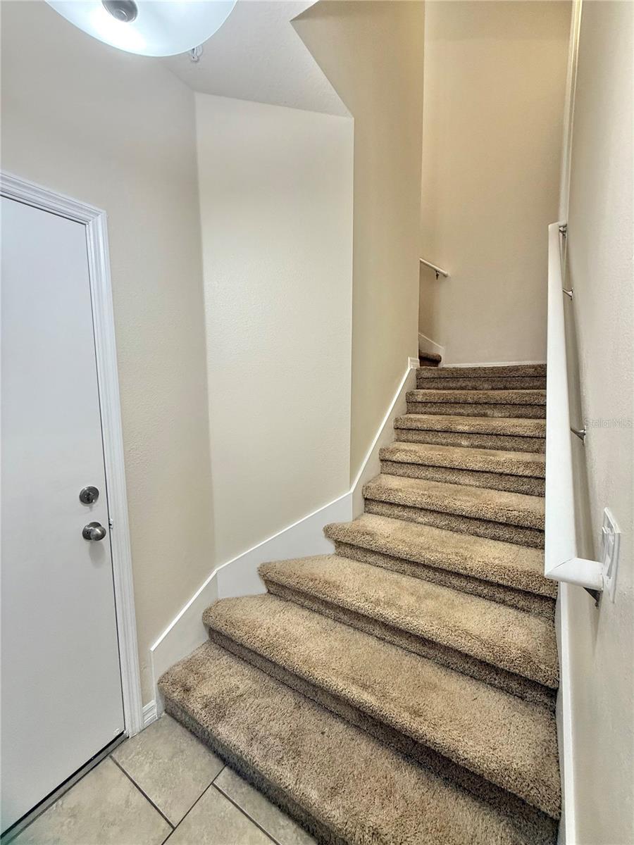 Listing photo id 8 for 6568 Goldenrod Road A