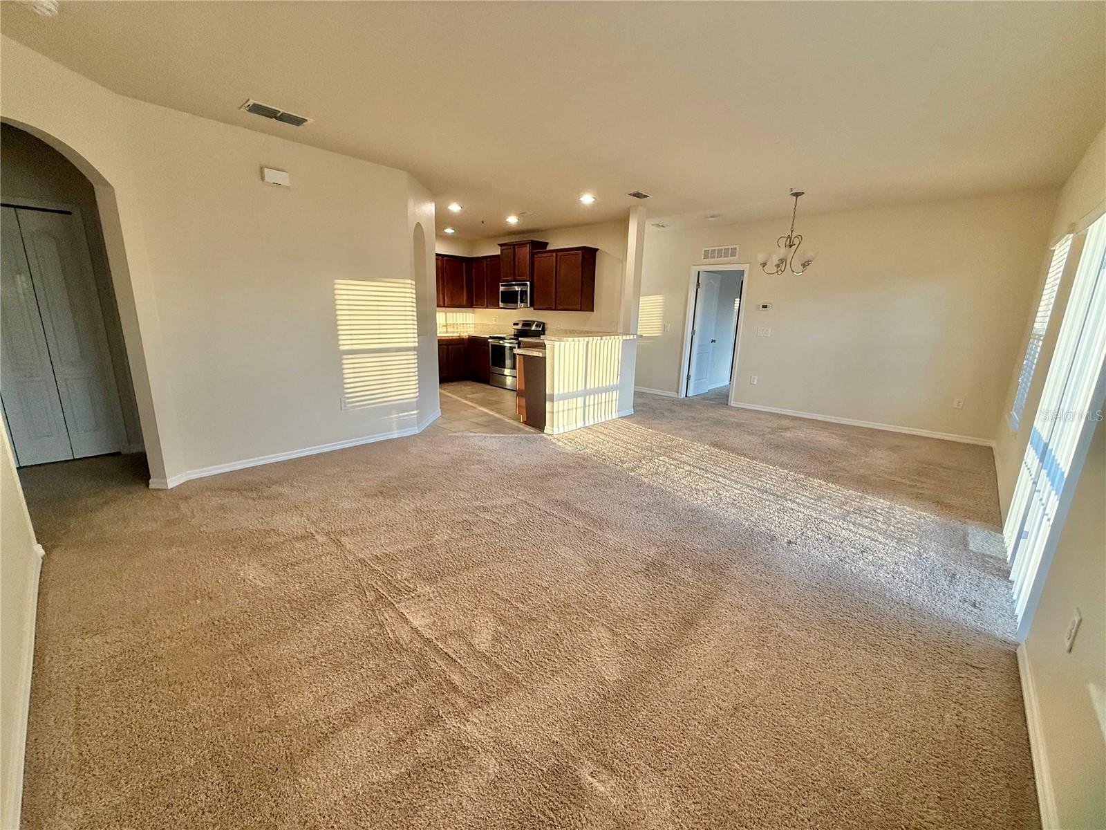 Listing photo id 12 for 6568 Goldenrod Road A