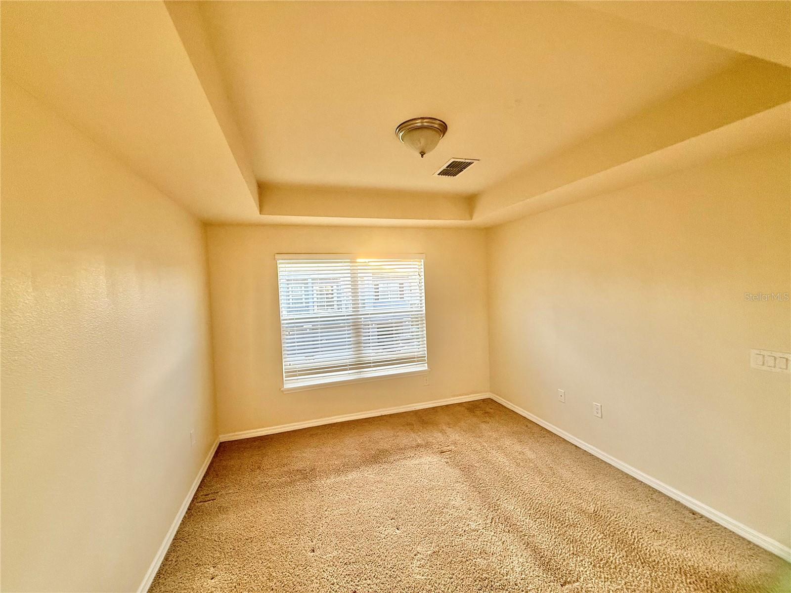 Listing photo id 23 for 6568 Goldenrod Road A