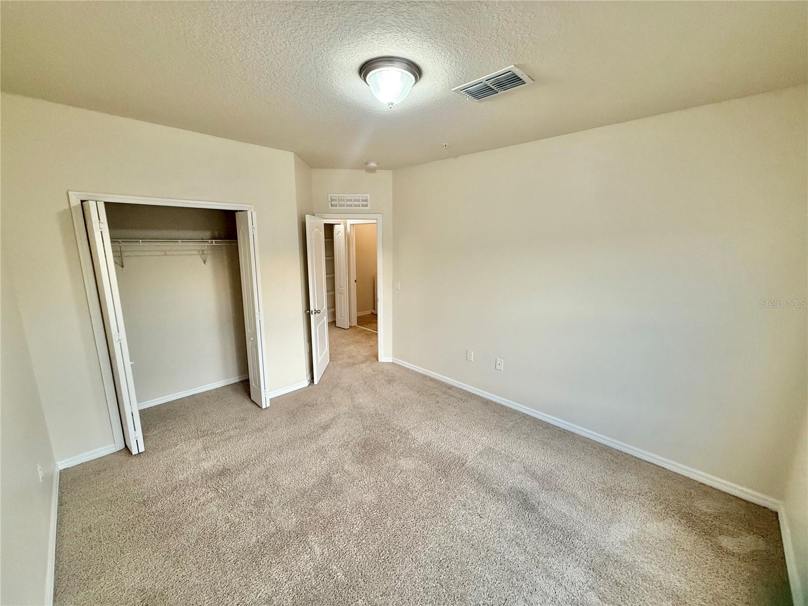 Listing photo id 29 for 6568 Goldenrod Road A