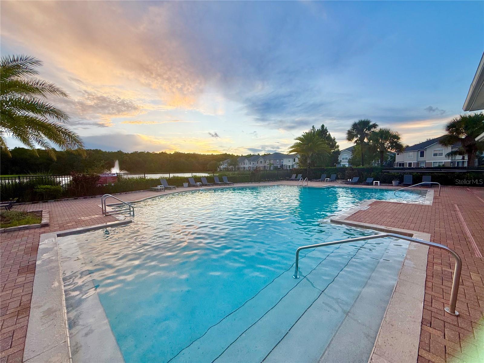 Listing photo id 36 for 6568 Goldenrod Road A