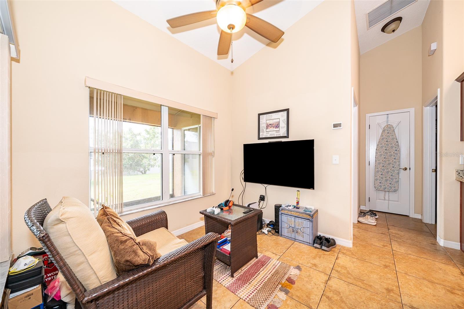Image 13 of 26 For 11322 Bronson Road