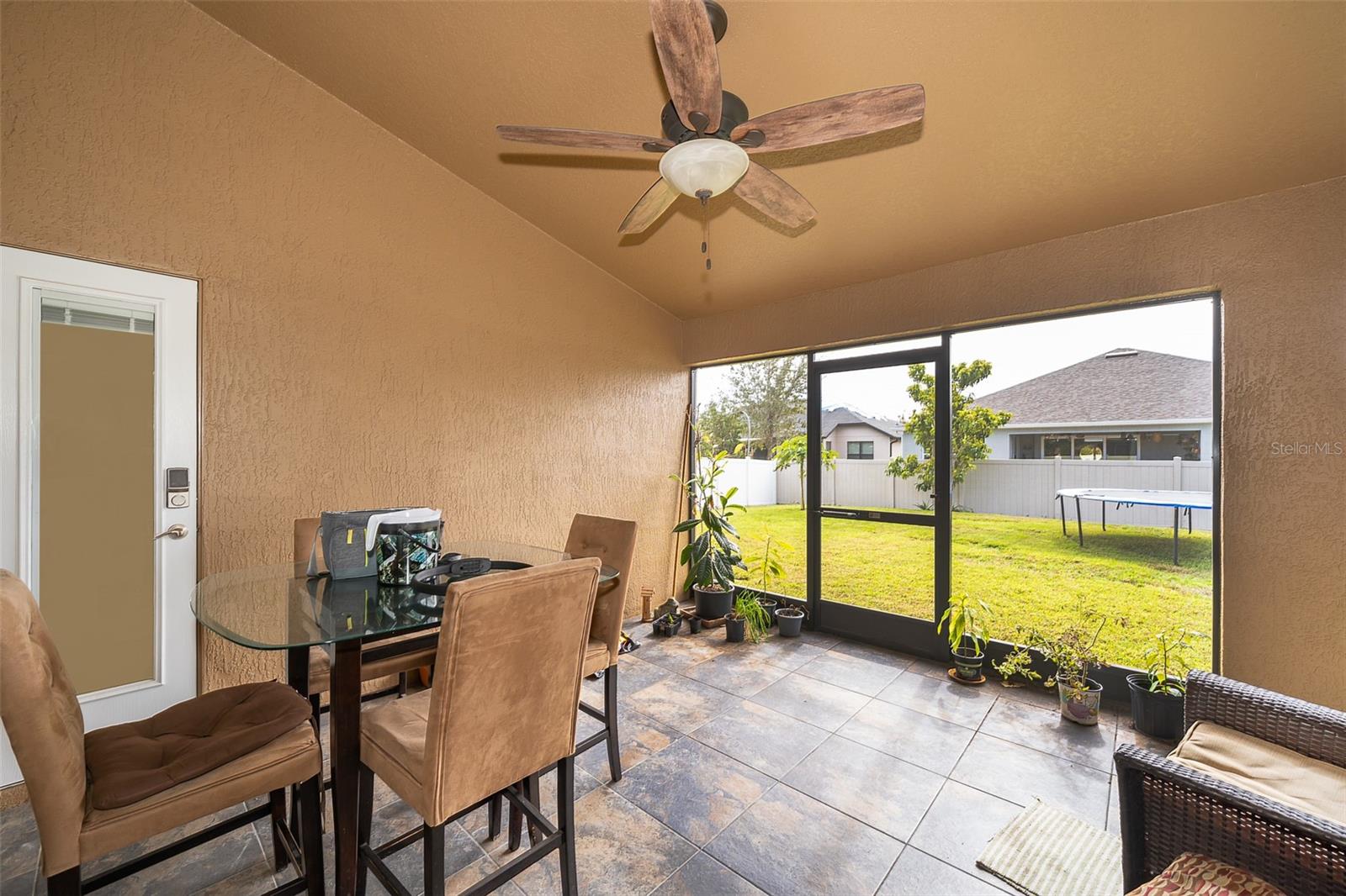 Image 21 of 26 For 11322 Bronson Road