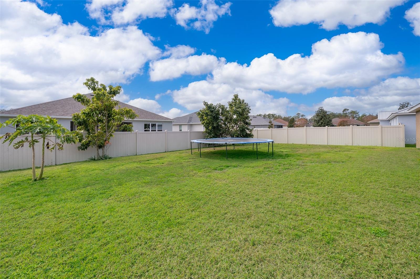 Image 22 of 26 For 11322 Bronson Road
