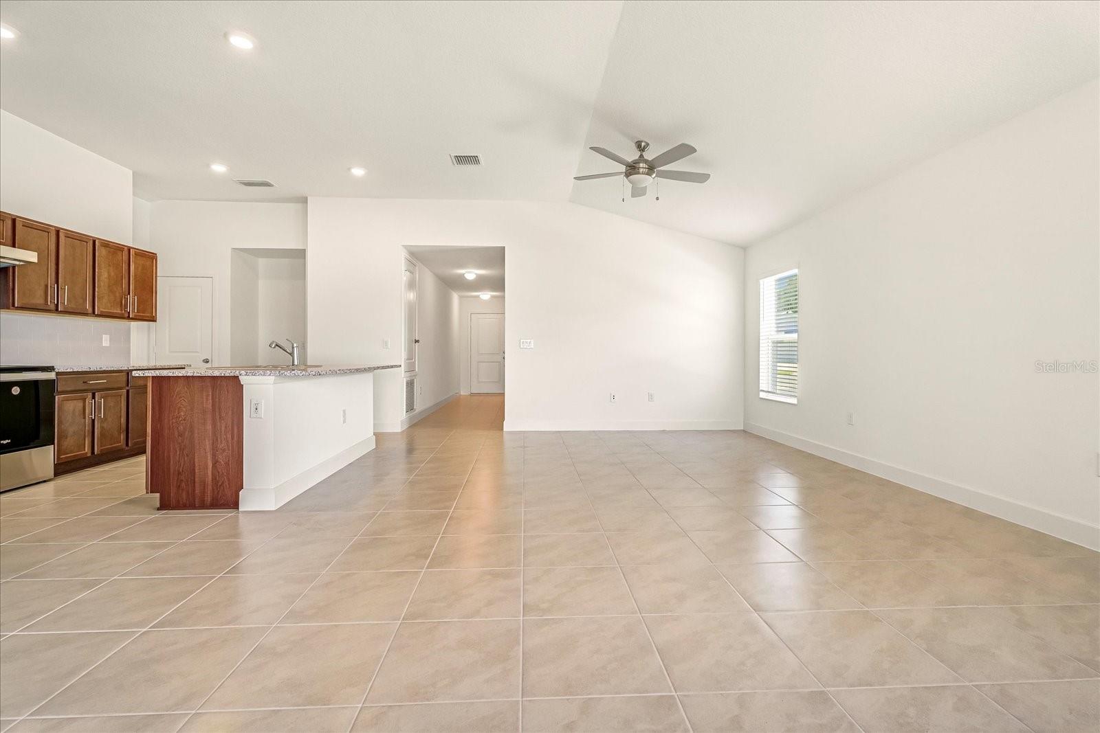 Image 18 of 47 For 9239 Westside Hills Drive