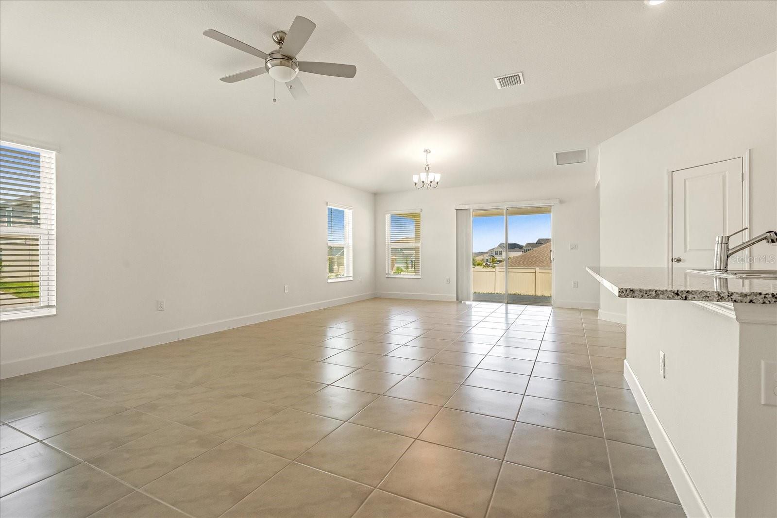 Image 19 of 47 For 9239 Westside Hills Drive