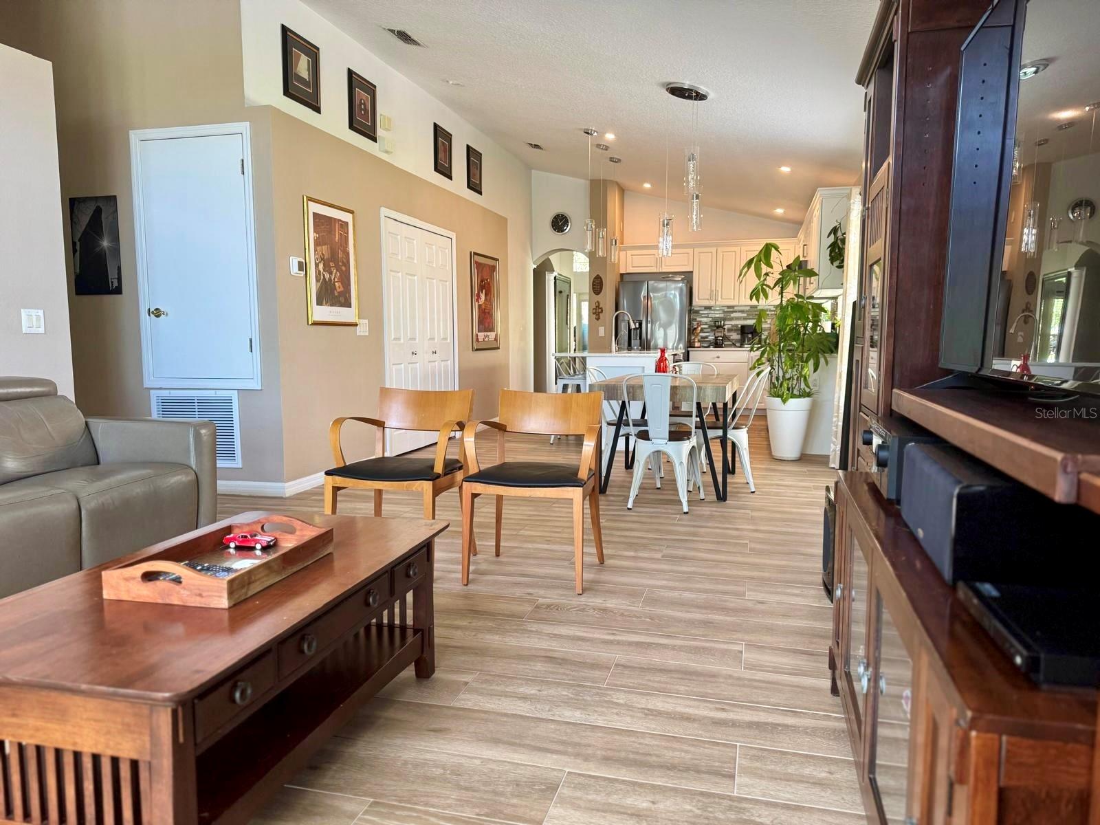 Image 16 of 26 For 13607 Budworth Circle
