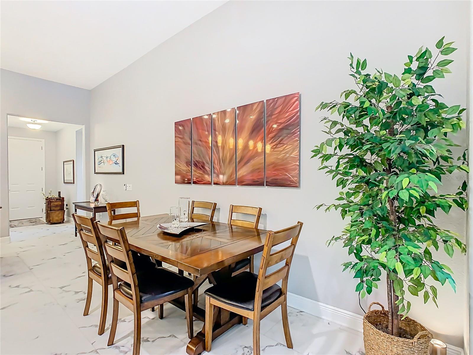 Image 17 of 68 For 314 Montecito Place