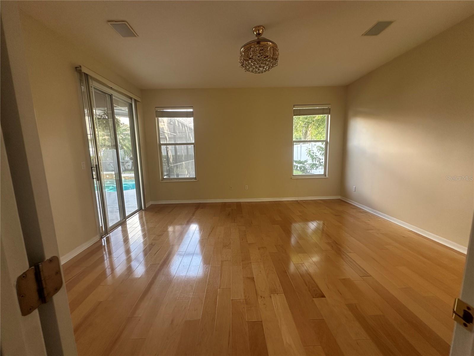 Image 8 of 25 For 3637 Rothbury Drive