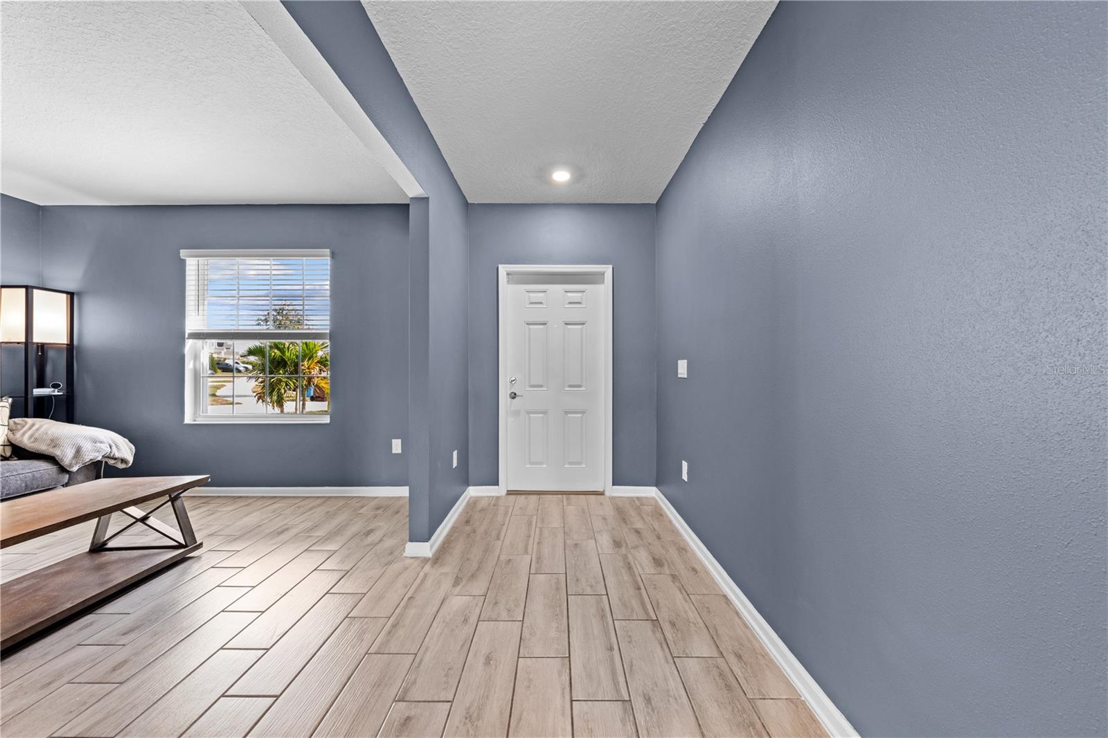 Image 14 of 52 For 1263 Lassen Street