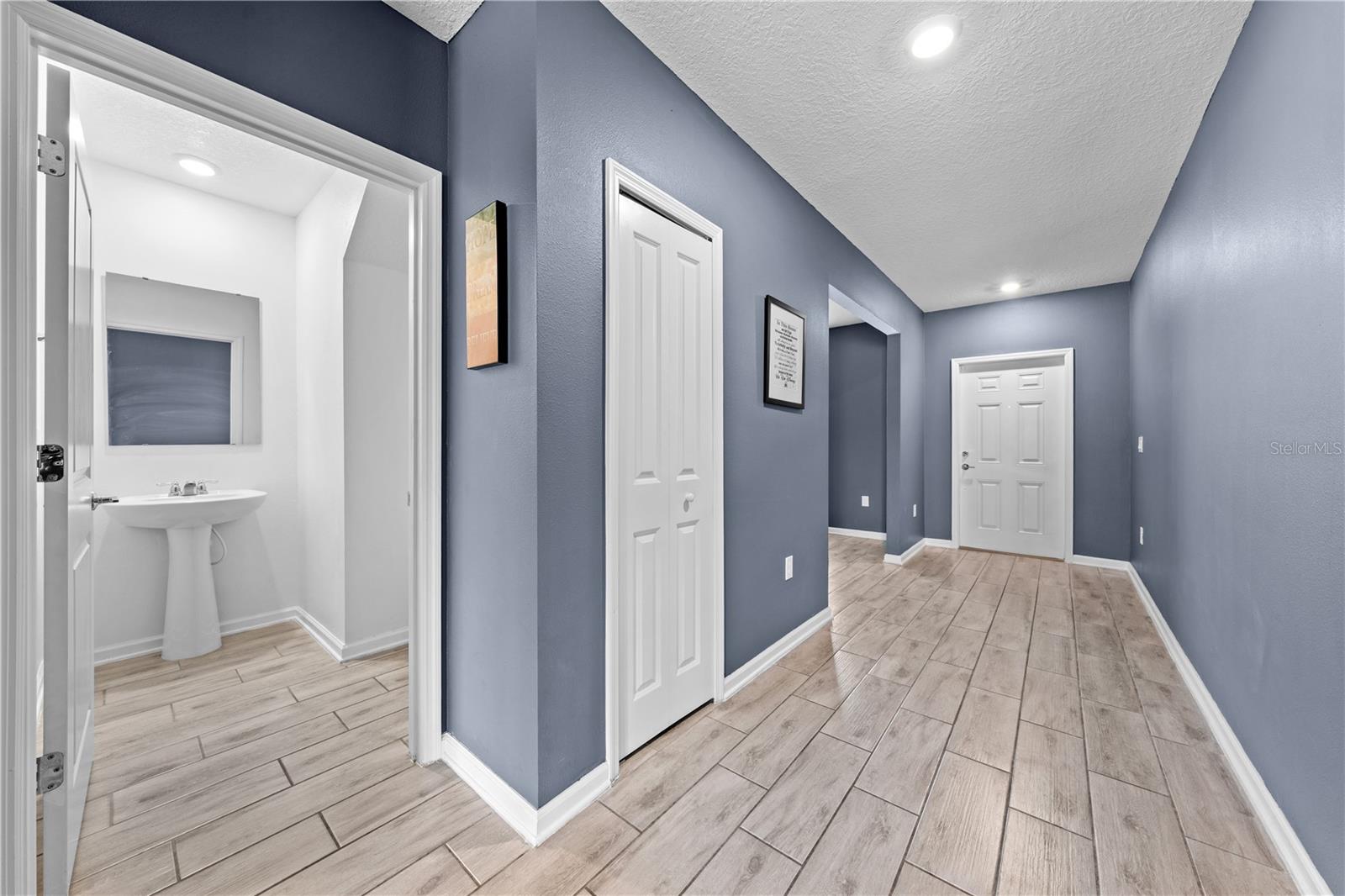 Image 16 of 52 For 1263 Lassen Street