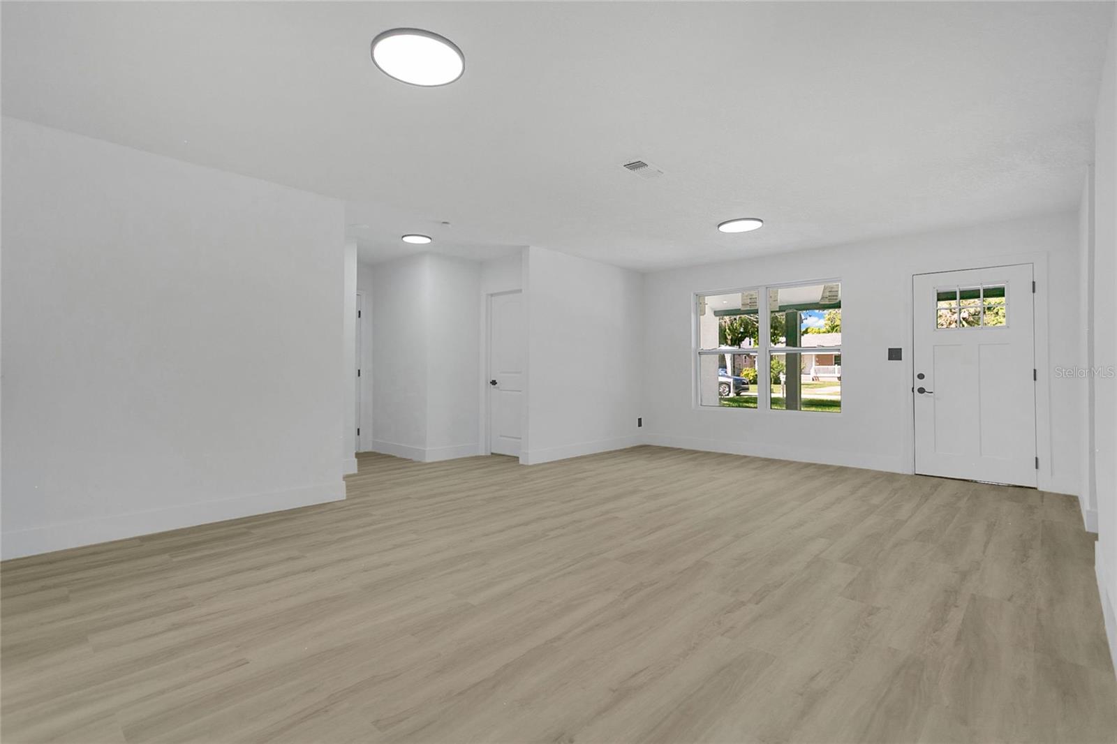 Image 4 of 28 For 325 Burleigh Avenue