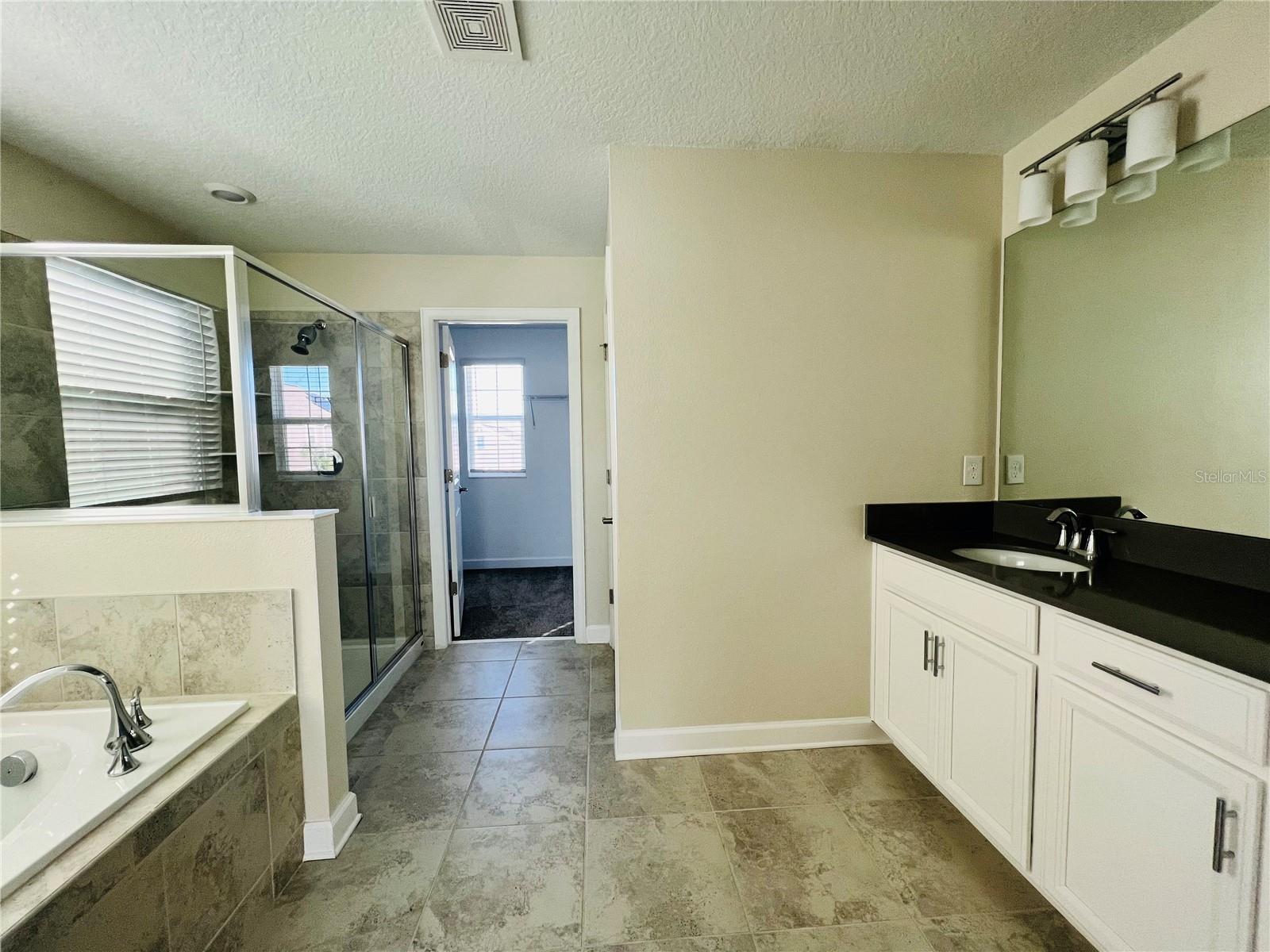 Image 15 of 30 For 11029 Robert Frost Drive